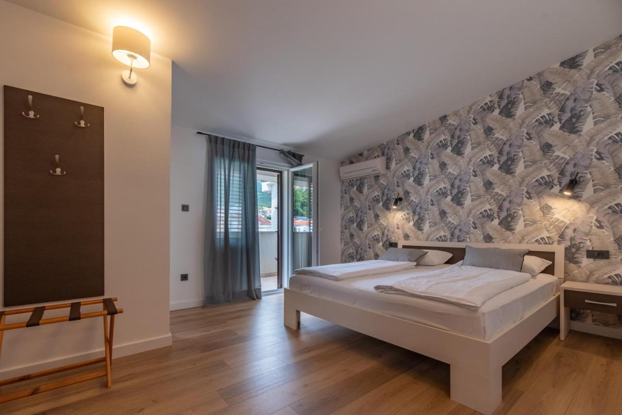 Apartments Amigos Подстрана Экстерьер фото