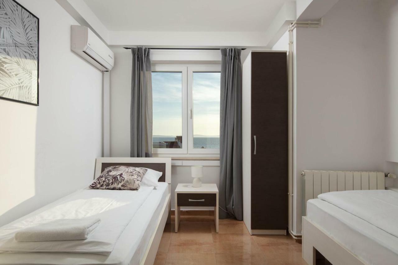 Apartments Amigos Подстрана Экстерьер фото